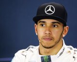 Hamilton Teken Kontrak, Ferrari Gigit Jari