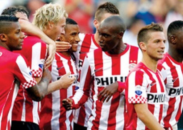 Menang Besar, PSV Puncaki Eredivisie